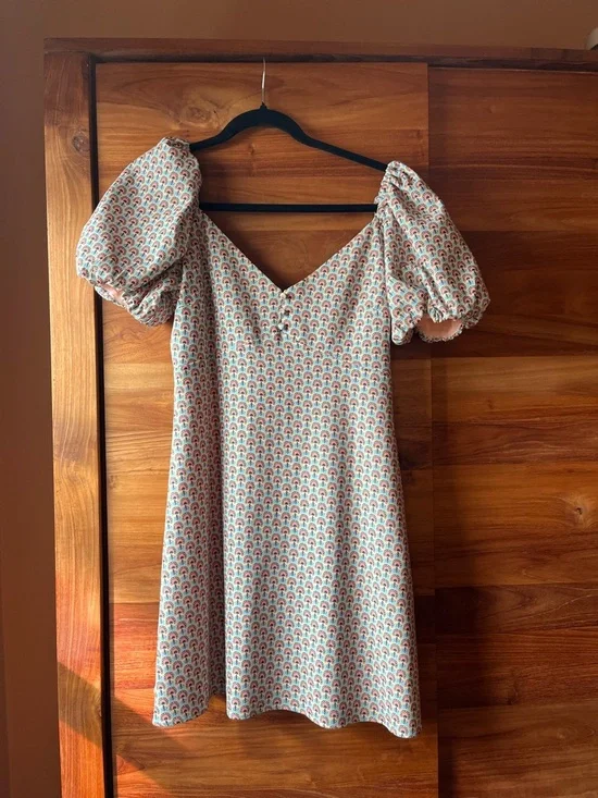 Alice + Olivia Dana Printed Puff Sleeve Mini Dress - Solstice Floral - Size 6 - Picture 10 of 12